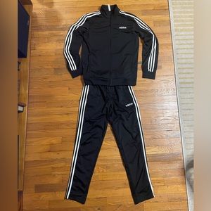 Adidas track suit (Medium)